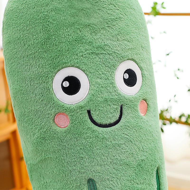New Pet Cat Toys Plush Vegetables Cucumber Catnip Interactive Self-hi Gnawing Claws Teasing Cat Toy Worker