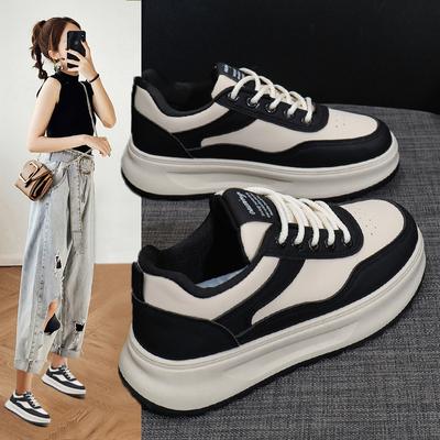 Neue koreanische Version Ins Damenstudentin dicksohlige höhenerhöhende Sport-Board-Schuhe für lässige weiße Schuhe