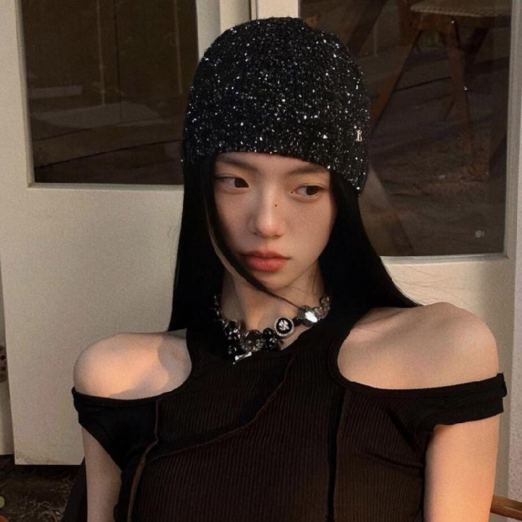 Sequined Hat for Party Cool Knitted Hat Winter Outdoor Activity Hat Hiphop Slouch Hat Soft Warm Pullover Hat for Adult