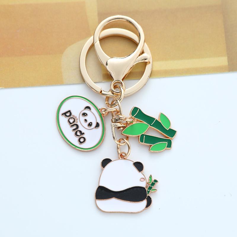 Chinese Style Giant Panda Keychain - Cute Metal Pendant for Bags and Small Gift