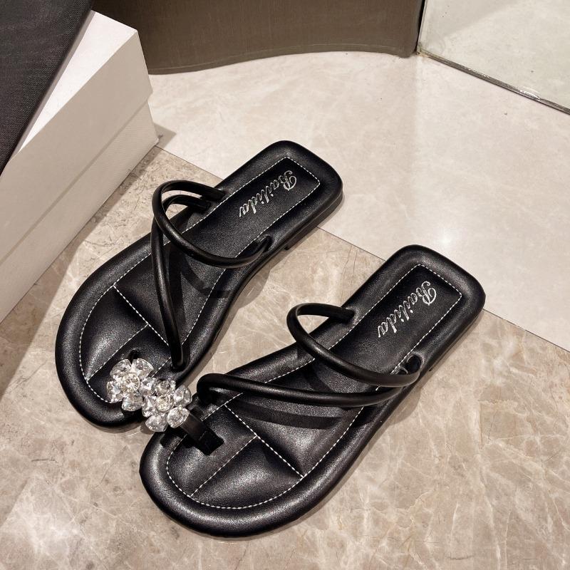 French Rhinestone Slippers for Women Summer Outdoor Wear Fashion with Fairy Matching Skirt Soft Bottom Beach One Line Drag Shoes