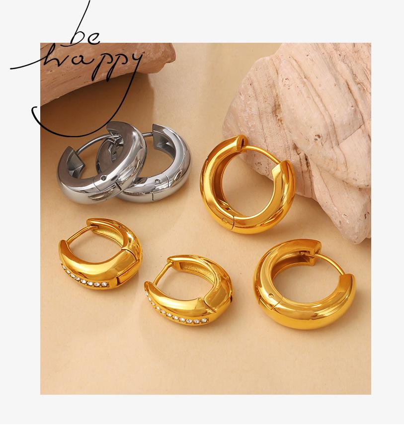 European & American Geometric Rhinestone Earrings: Chic, Casual, High-End Fashion for Women