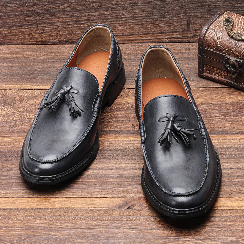 Fashion Men's Casual Business Leather Shoes Mens Slip-on Comfortable Tassels Loafers Men Outdoor Driving  Flats