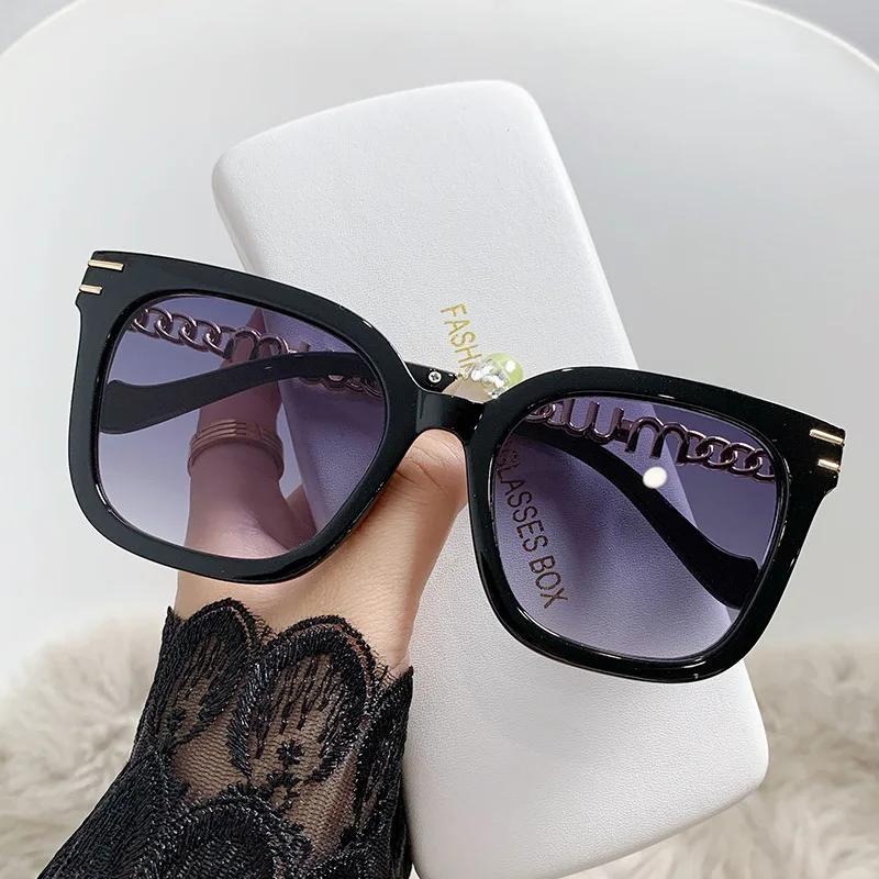 Fashion Vintage Large Frame Sunglasses Trendy Black Sunglasses for Men Women's Shades Sunglasses Women Travel UV400 Gafas De Sol