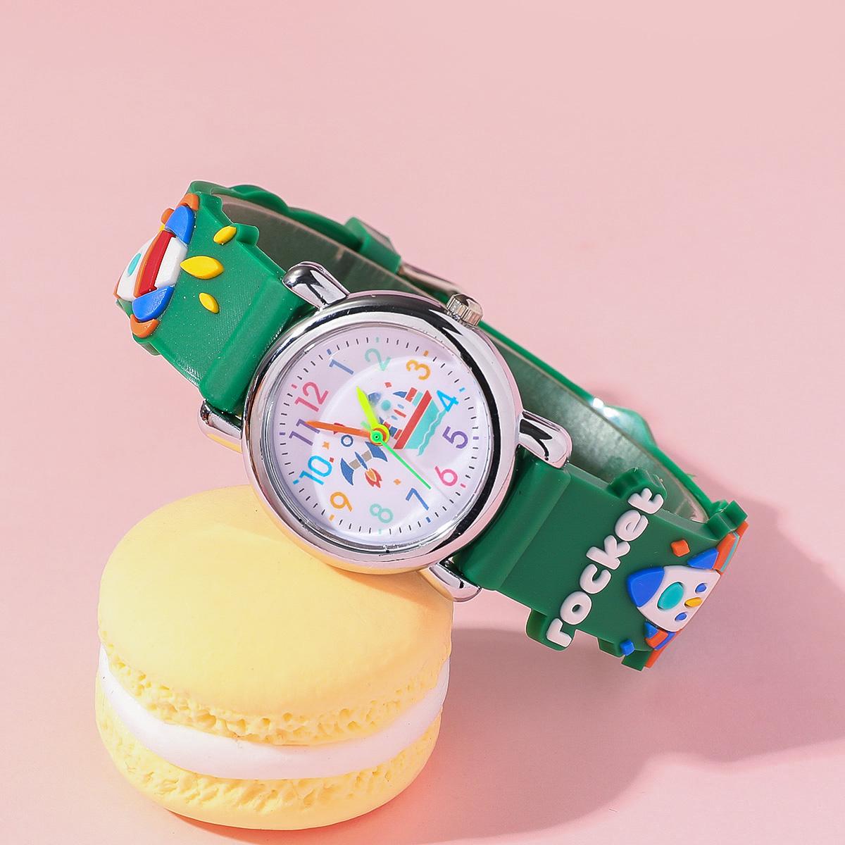 

New cartoon watch 3D sticker surface small rocket fine quartz boy children s watch зелёный