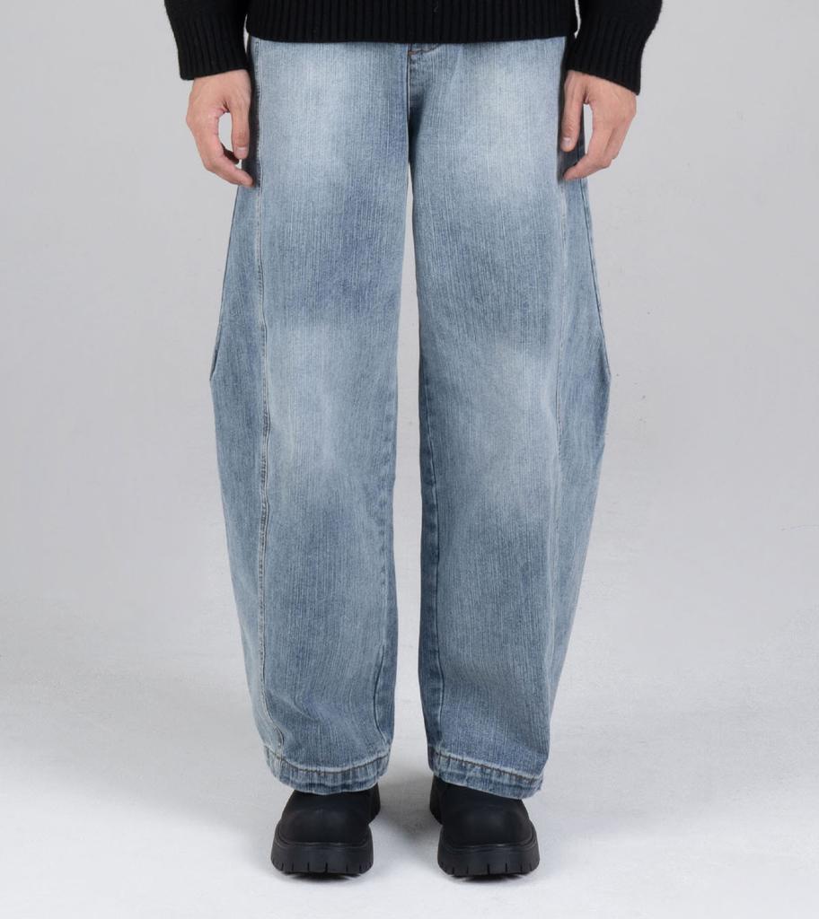 Beoteunseoul Vertical Stitching Pattern Balloon Fit Denim Pants (Blue)