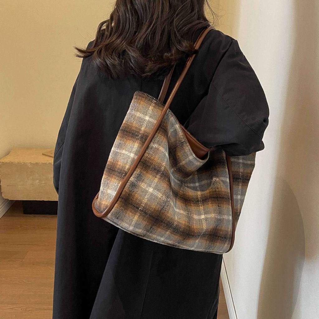 Ielgy Woolen Plaid Large-Capacity Tote Bag All-Match Casual One-Shoulder Class Com