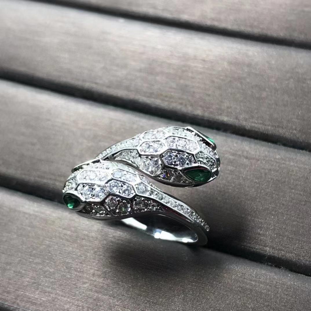 

Высококачественное кольцо в форме змеи с зелеными глазами и бриллиантами, модное открывающееся кольцо с двумя головками Size 6