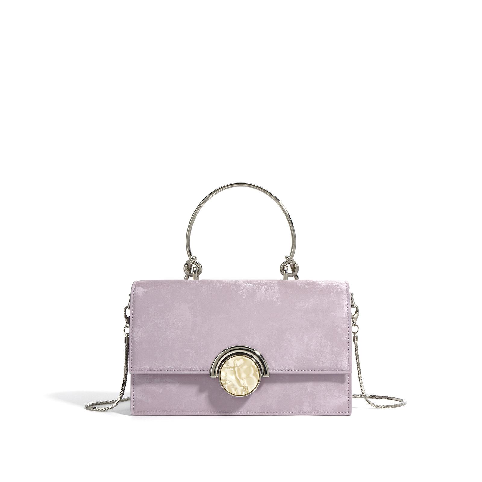 

Summer new Chinese cowhide bag, fish bone chain bag, advanced texture, black crossbody small bag, women s niche design