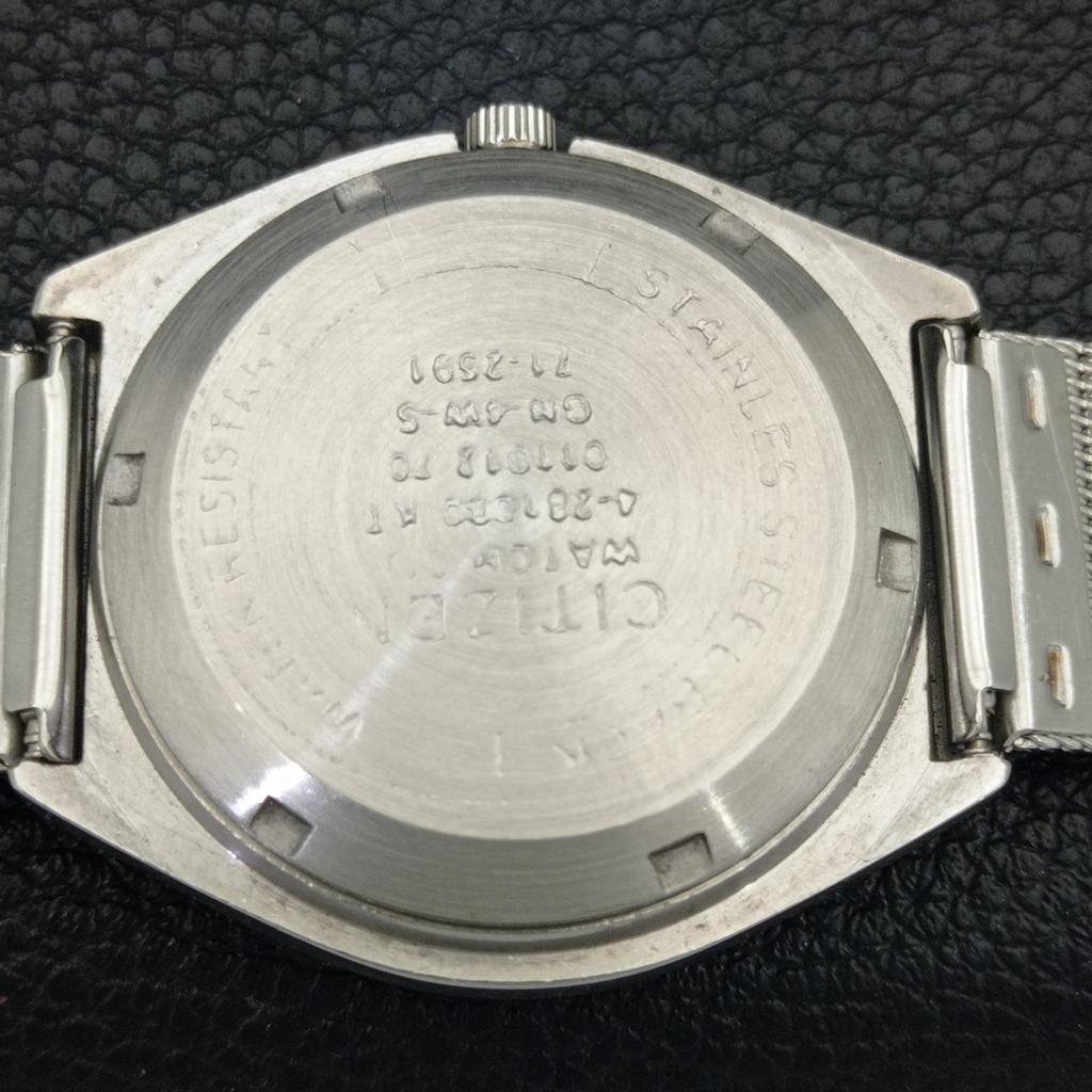 JAPAN VINTAGE CITIZEN AUTOMATIC 8200 MENS BLACK COLOR DIAL WATCH A702758-1 R210-a702758