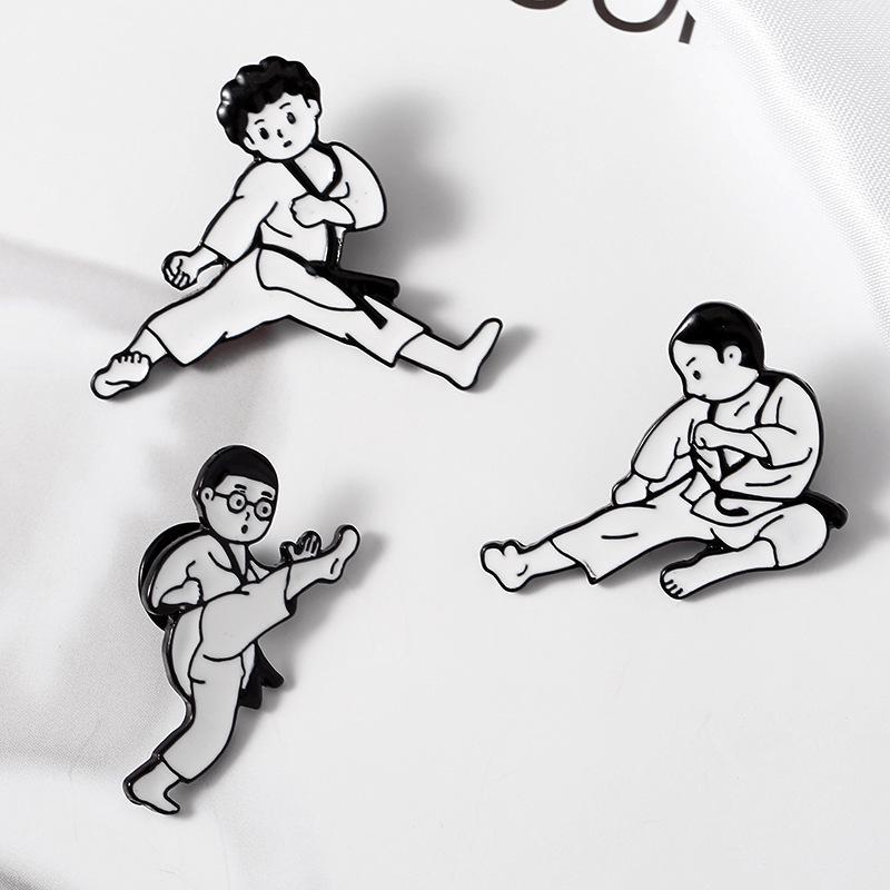 

Alloy Cartoon Drip Oil Brooch: Cute, Versatile Pendant for Schoolbags