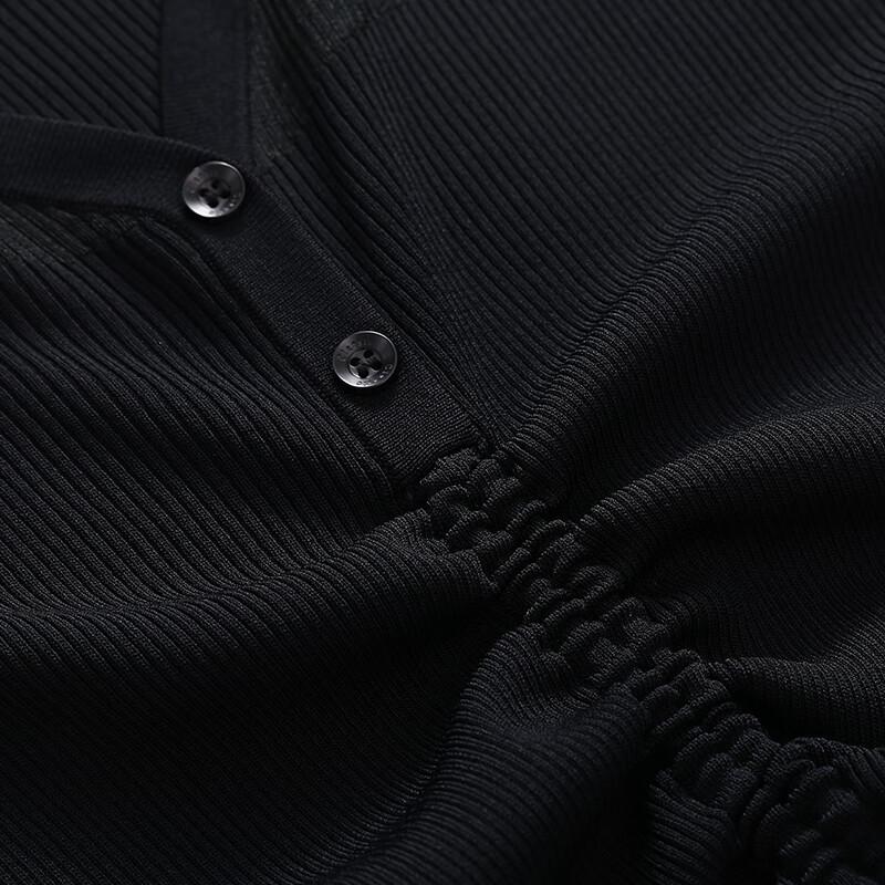 Women's Stylish V-Neck Short Sleeve Knit Top