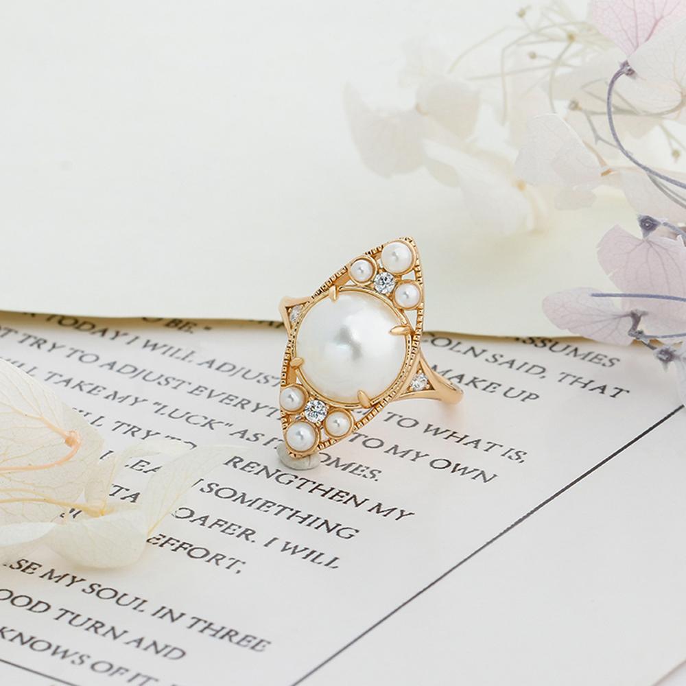 S925 Sterling Silver 14K Gold Plated Ring with Elegant Pearl Luxurious Fashion Jewelry