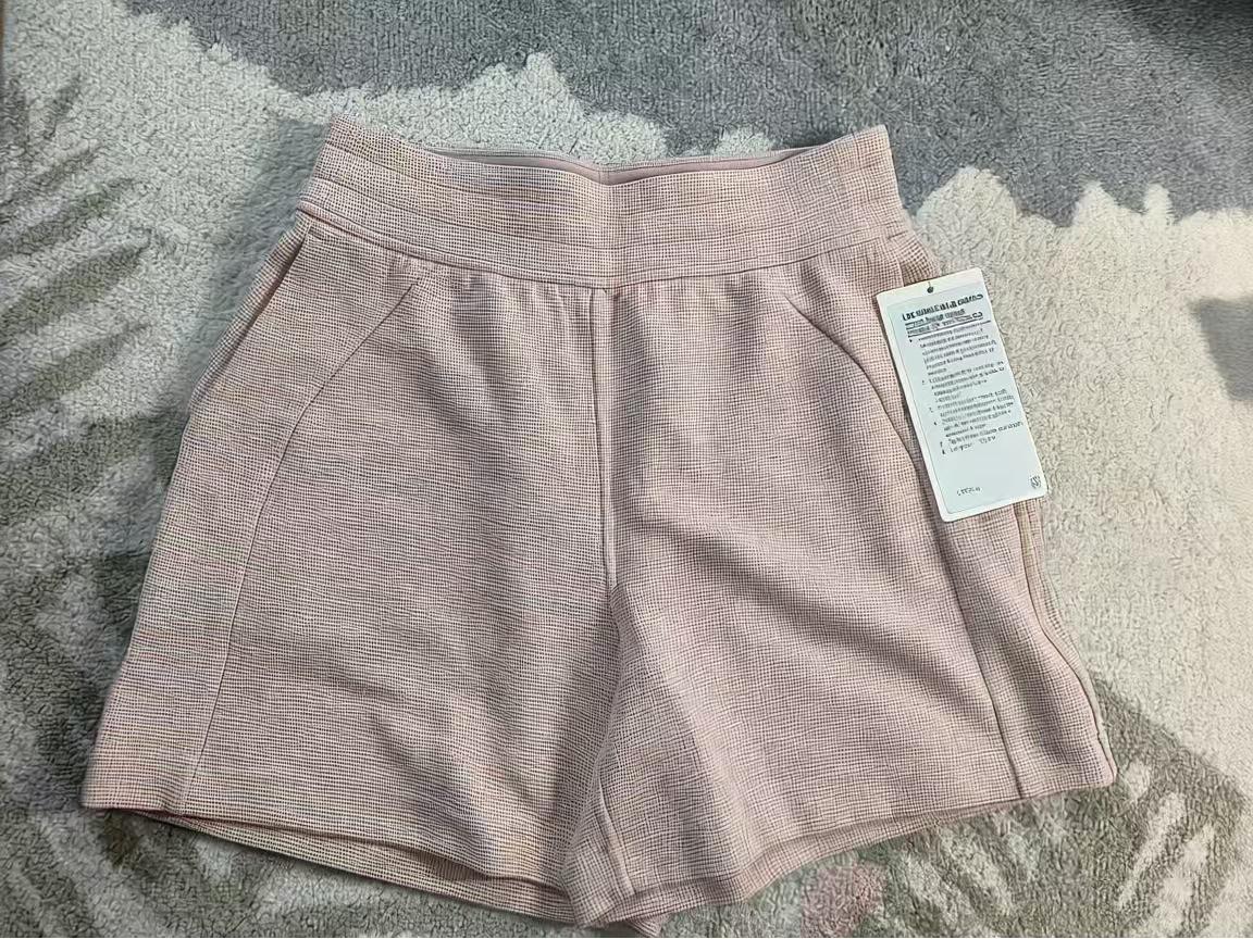 Lulu-Style Scuba Waffle High Waist Casual Sports Shorts - Women s Size 26, New, Loose Fit M