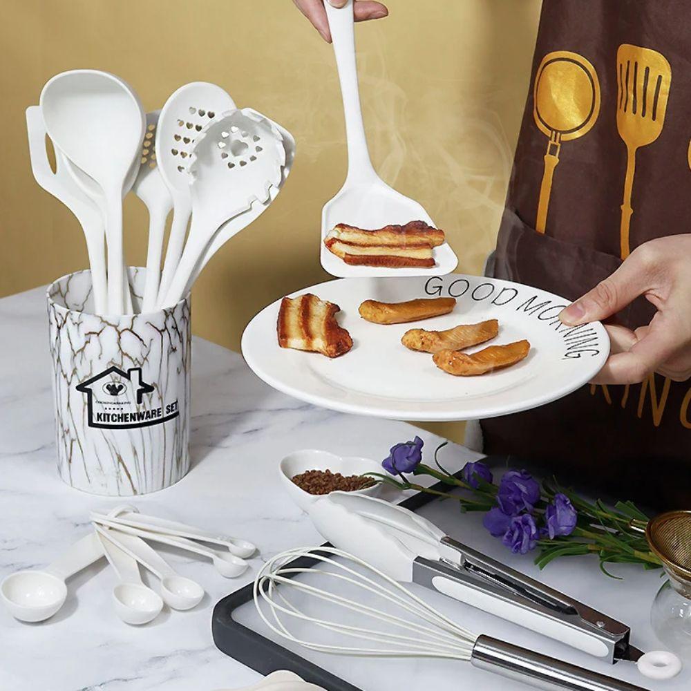 18PCS Non-Stick Silicone Kitchen Utensils Set Scald-proof Spatula and Spoon  Dormitory