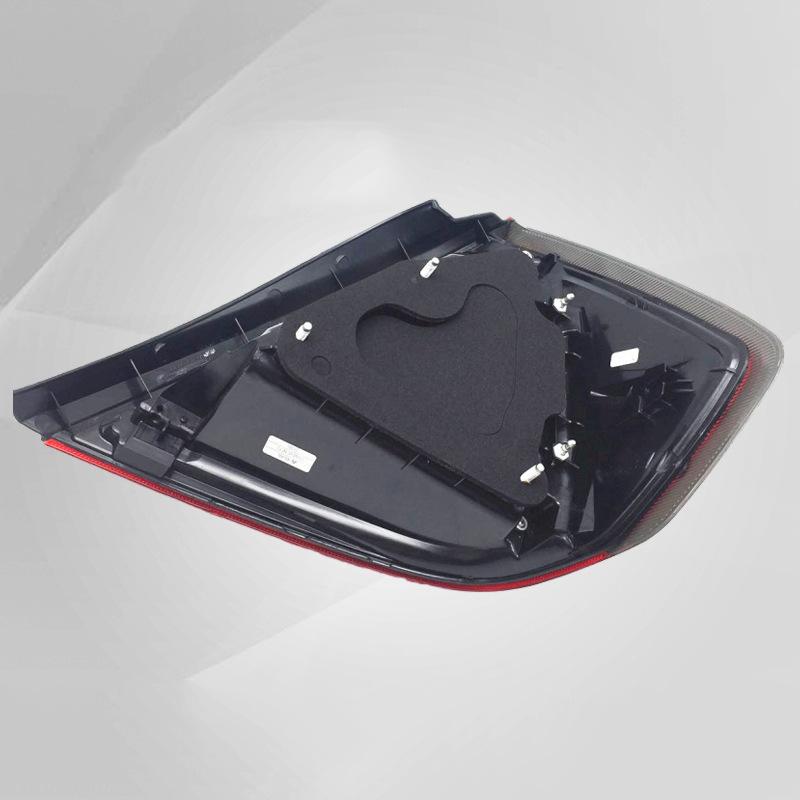 Fits Yida 05-07 Rear Taillight Brake Light Shell 3-Box Half Assembly