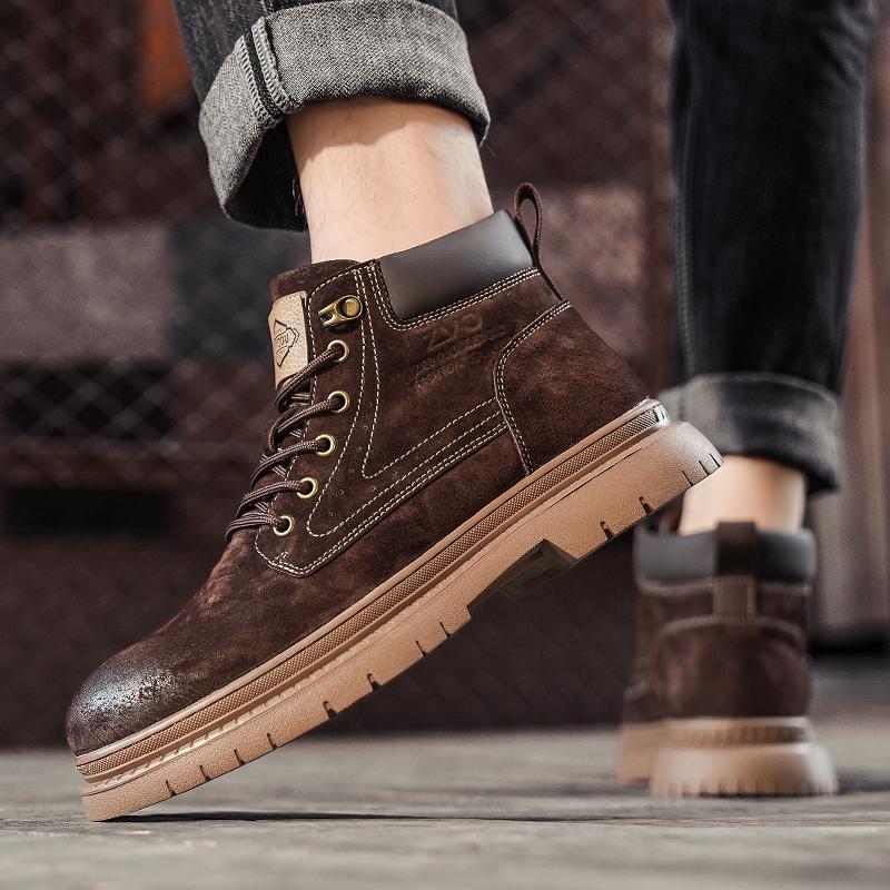 Fashion Autumn and winter men's boots Retro Fashion Thick Bottom Style Business Office Classic and outdoor shoes Hot selling Black