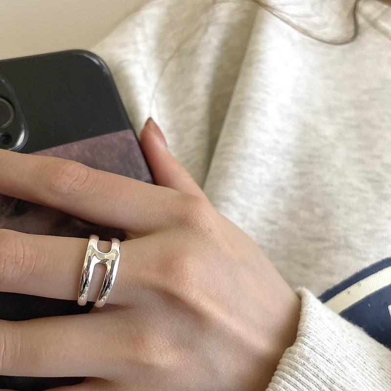 

Stylish And Unique Blue Zirconia Ring For Women With Double Layer Design And Shape Geometric