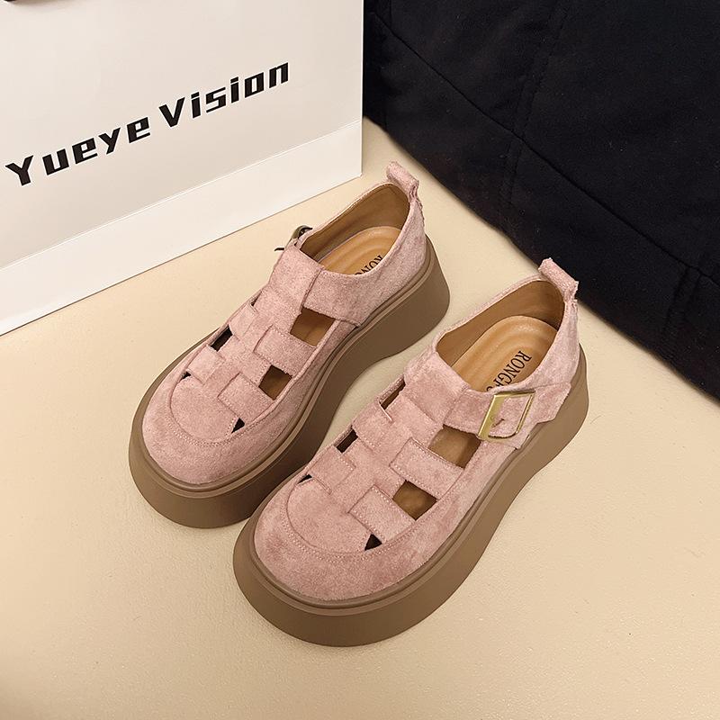 

2025 summer new thick-soled woven bag sandals Korean version fashion middle heel single shoes hollow solid color fashion leather shoes women 35 розовый