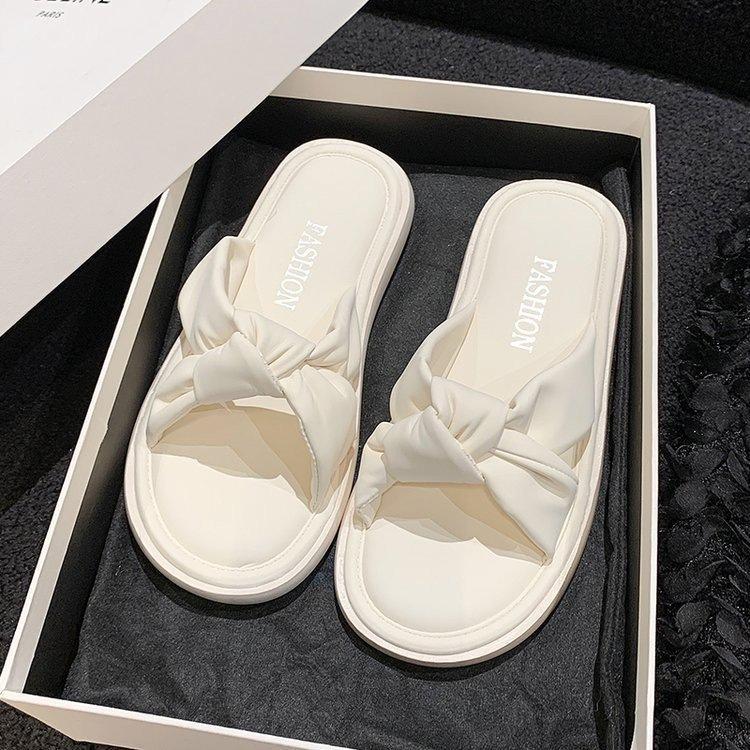 Premium Soft-soled Slippers Summer Wear New Year's New Bathing Casual Pregnant Women Flat Sandals Shoes