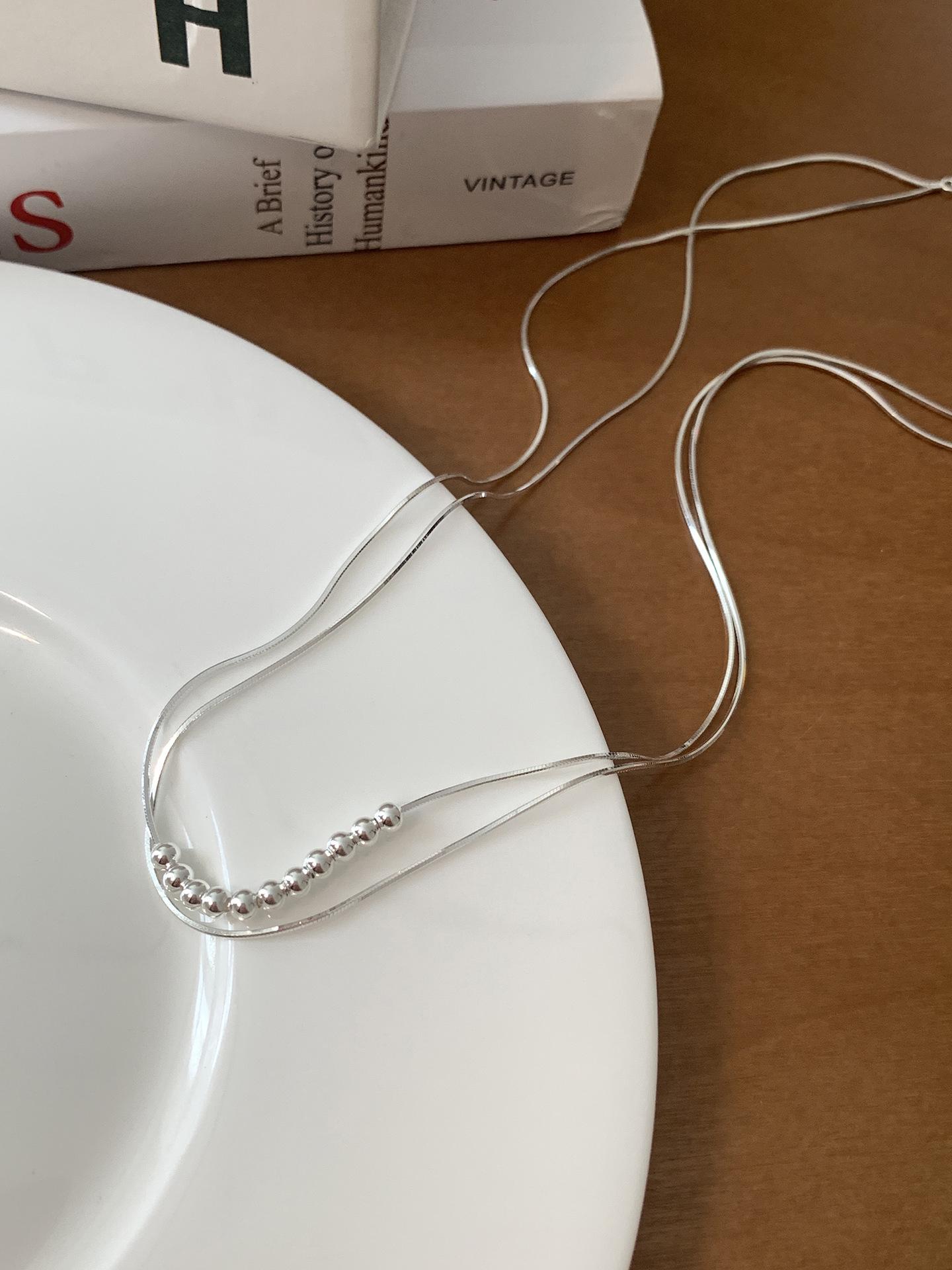 Минималистичное двухслойное колье-цепочка из бусин  Змеиная кость  2025 - Универсальная, Элегантная цепочка на ключицы