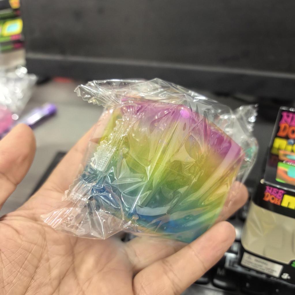 Rainbow Gradient Cat Paw Stress Relief Squeeze Toy Ice Cubes