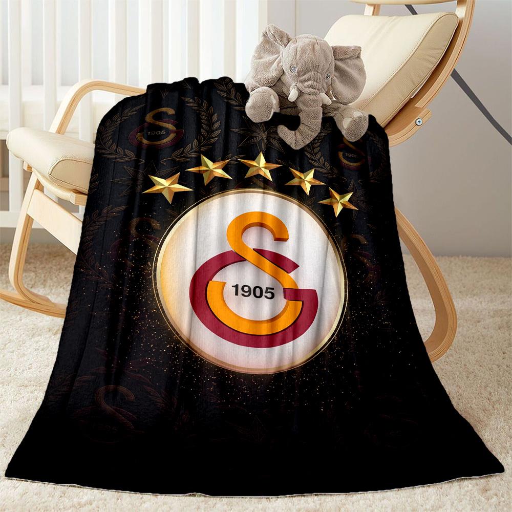 Galatasaray 112 Blanket Ultra-Soft Perfect for Picnics Office Bed All-Season Use Digital Print Perfect Gift for Relatives and Friends