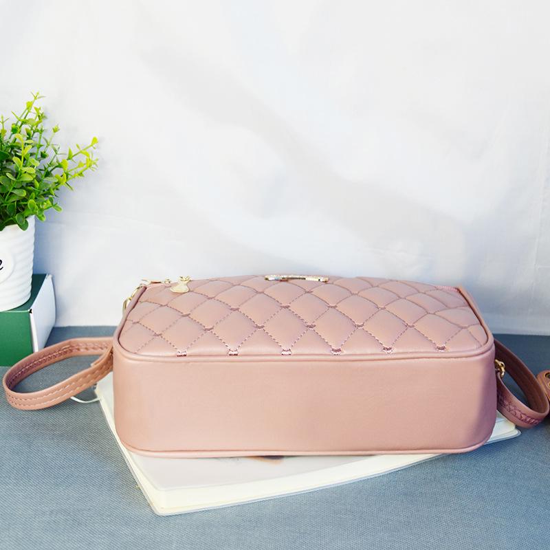 2025 Embroidered Crossbody Large-Capacity Shoulder Bag for Elderly - Casual & Fashionable