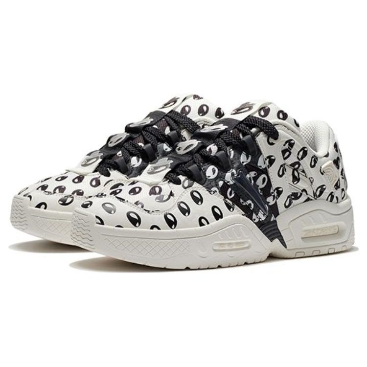 Li Ning CF Yu 2.0 Mars Thick Sole Height Increasing Cushioning Versatile Bread Shoes Low Top Casual Shoes Unisex Sneaker White Black AGCS307-2