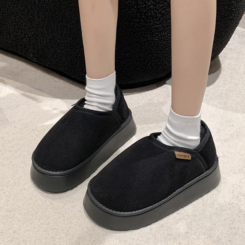 Thick-soled heightening bread snow boots, women wear velvet outside in winter to keep warm, step on the heel and wear two indoor cotton shoes for ho