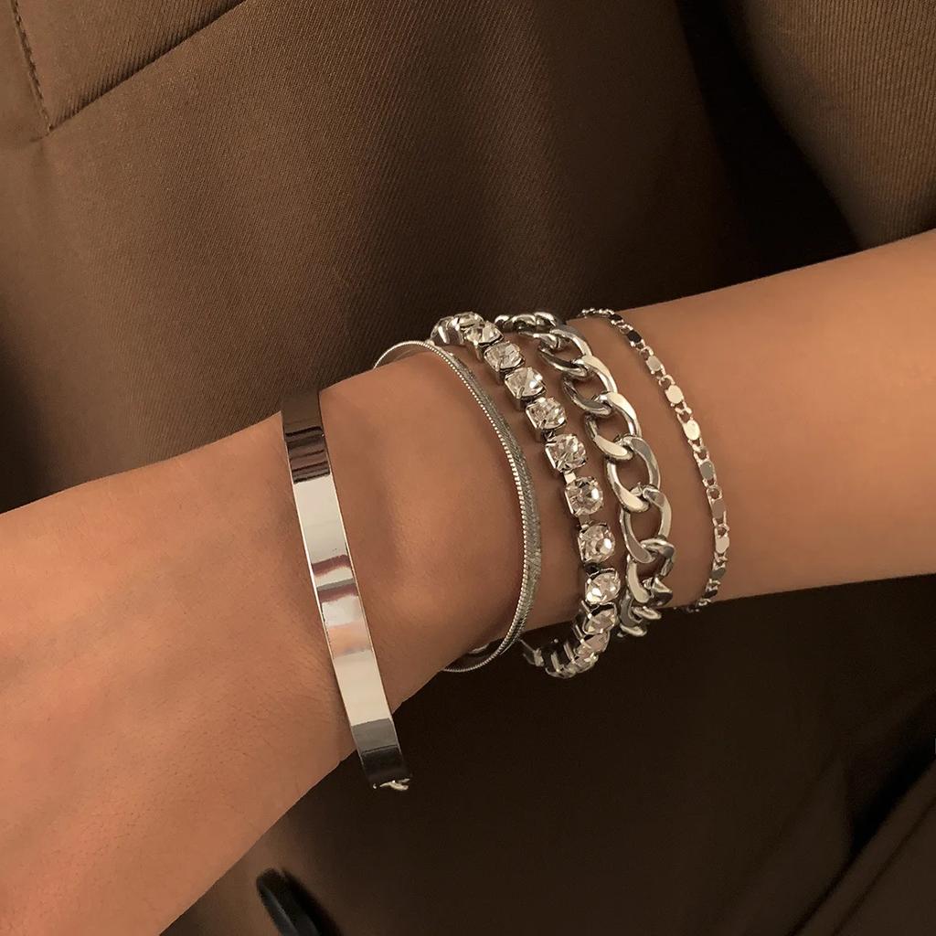 5pcs/Set Vintage Gold /Copper Color Simple Design Multielement Crystal Bracelets Set for Women Adjustable Bangle Zircon GIft