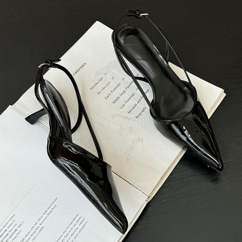 Modă 2025 Încălțăminte Nouă Roșu Vin Pantofi cu Toc pentru Femei Curea cu Cataramă Modă Vârf Ascuțit Pantofi cu Toc Mediu pentru Doamne Mărime Mare