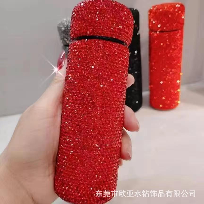 

Корпус автомобильного стакана для воды из нержавеющей стали 304, инкрустированный сверкающими стразами, герметичный 150 мл подарок для женщин 150ML красный