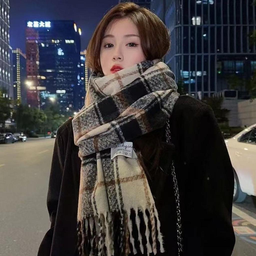 1116 Christmas Atmosphere New Year's Red Plaid Scarf Women's Winter Versatile Thickened Senior Sense Students Keep Warm