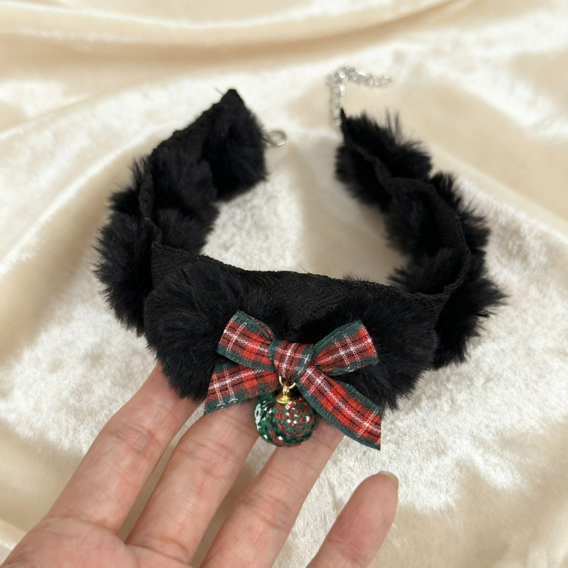 Cross-border new Christmas jewelry plush ball choker collar women s sweet plaid bow ball necklace