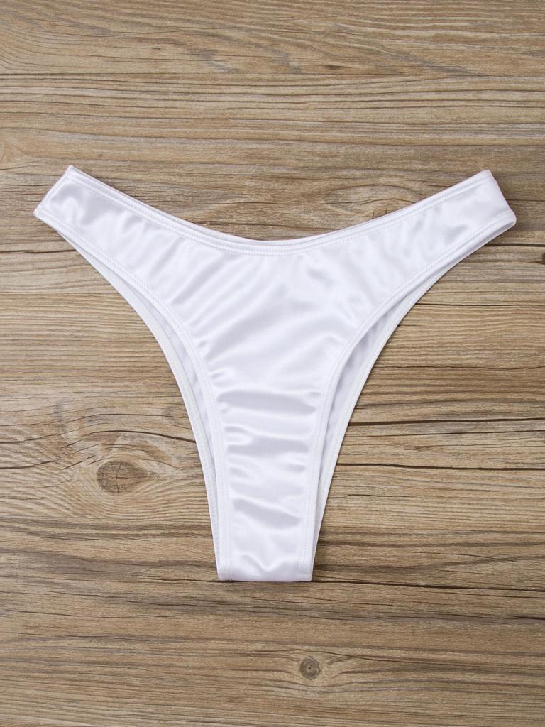 2024 Women's European & American Swimwear: New Sexy U-Shape & V-Shape Metal Bikinis in Stock