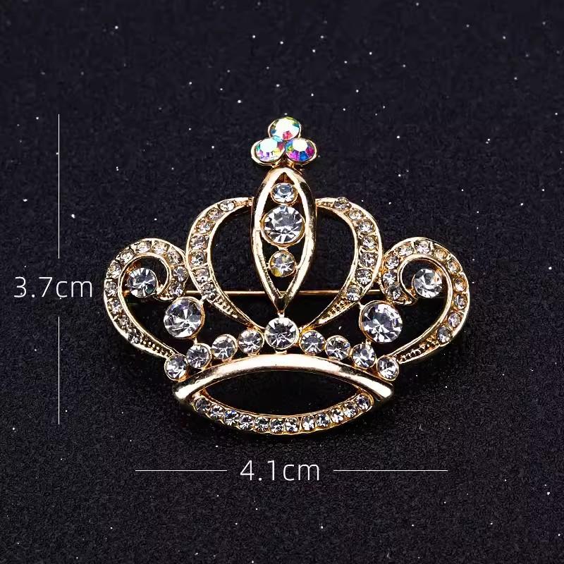 Three-dimensional Crown Brooch, High-end Feminine Collar Pin, Formal Brooch, Sweater and Suit Pin