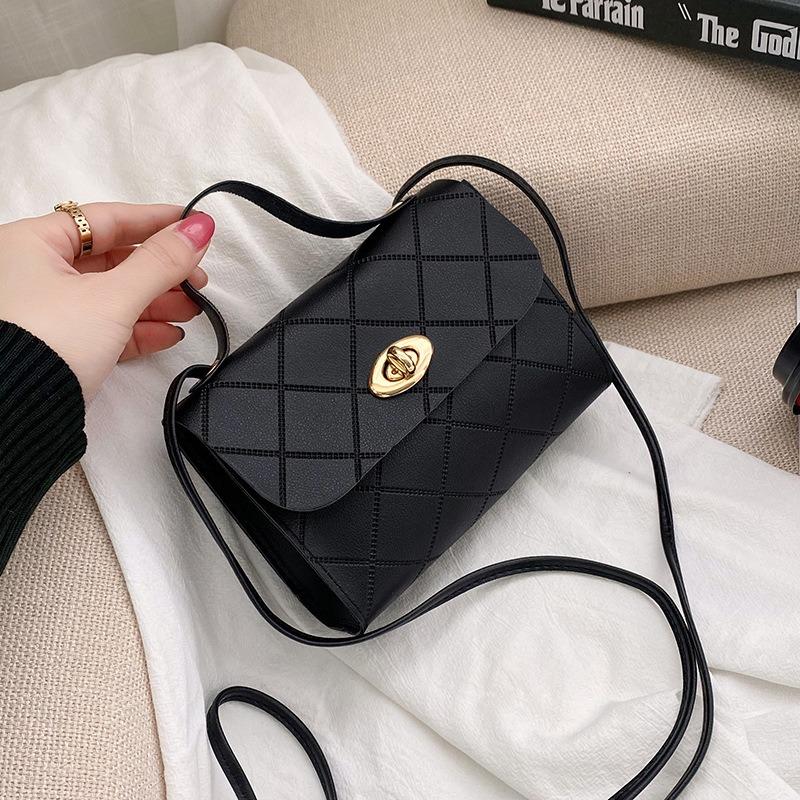 Rhombus Shoulder Women's Bag Women's Versatile Fashion Simple Messenger Portable Small Square Bag