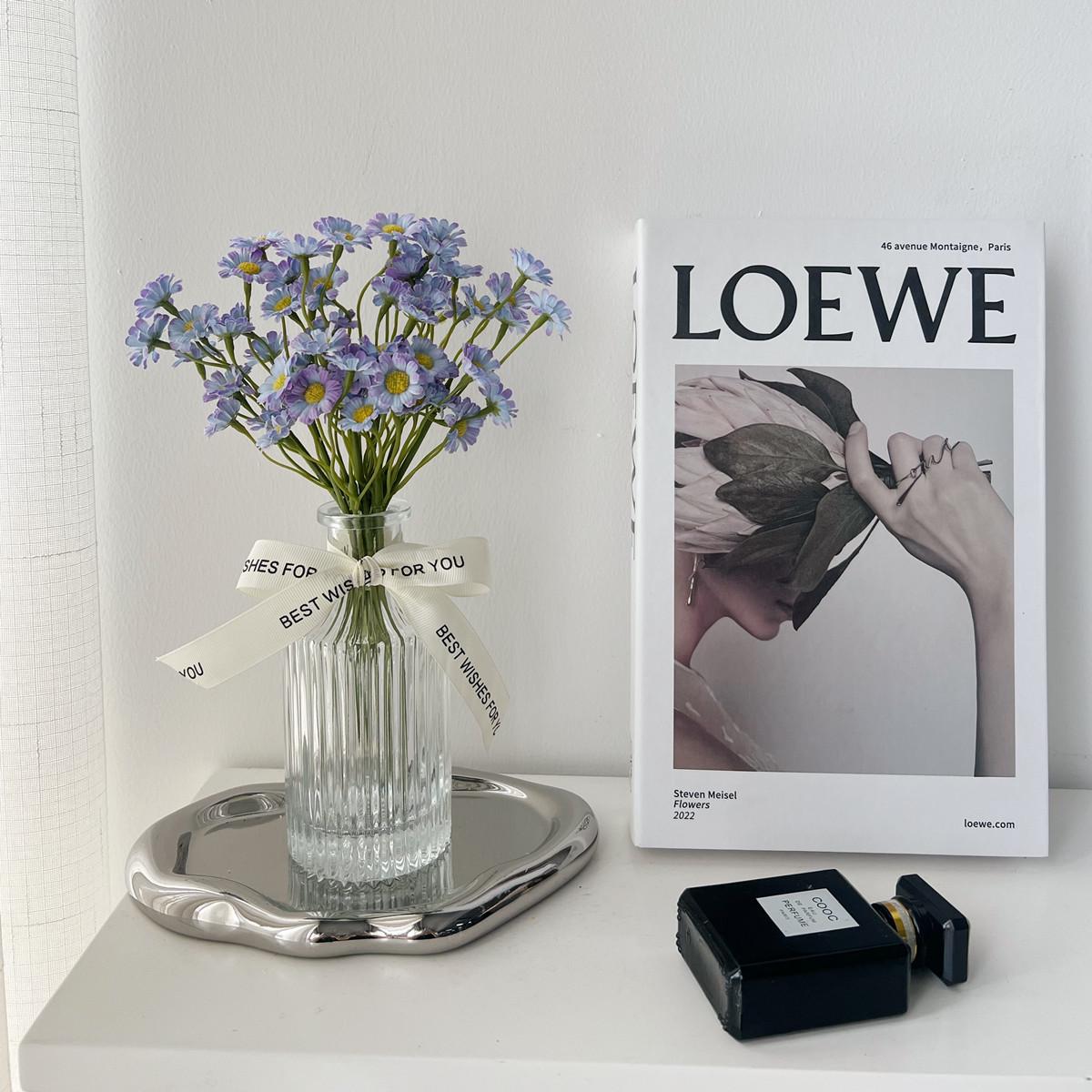 

Букет штучних квітів ромашки та маргаритки для декору дому та столу