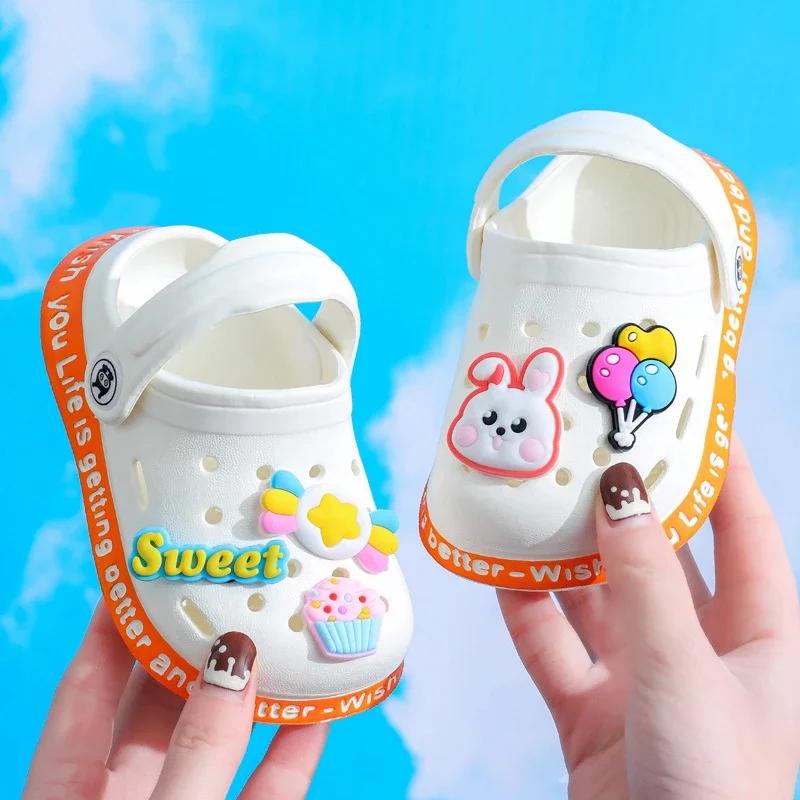 

Kids Summer Cartoon Cave Hole Sandals Garden Beach Slippers Sandals Non-Slip Soft Soled Quick Drying Shoes 18 (12cm)