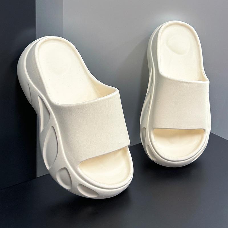 Kleine hochhackige Hausschuhe Damen neu rutschfest weichsohlig dicksohlig modisch vielseitig schlicht EA Oberbekleidung erhöhende Hausschuhe