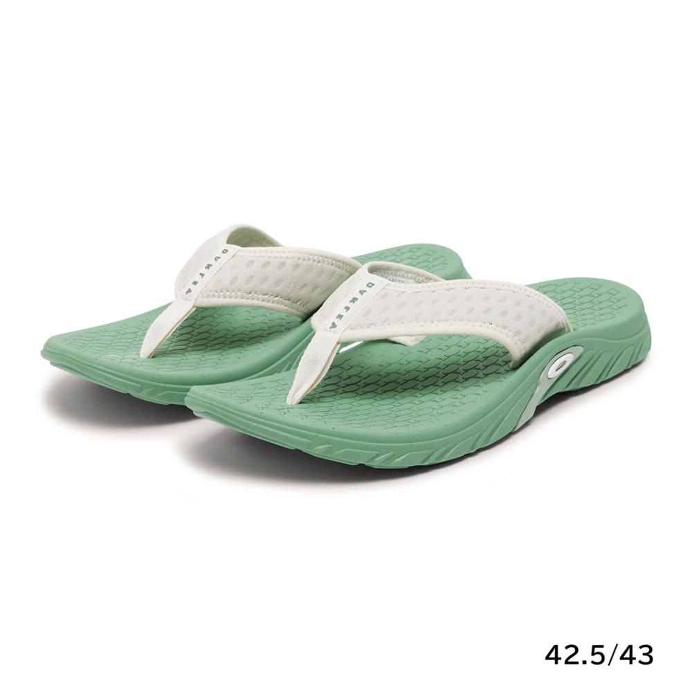 Oakley Operative Flip Flop (FOF100679-75I) Functional Sandals That Combine the Brand's Unique "technical Performance" and "Gorpcore" Sensibilities