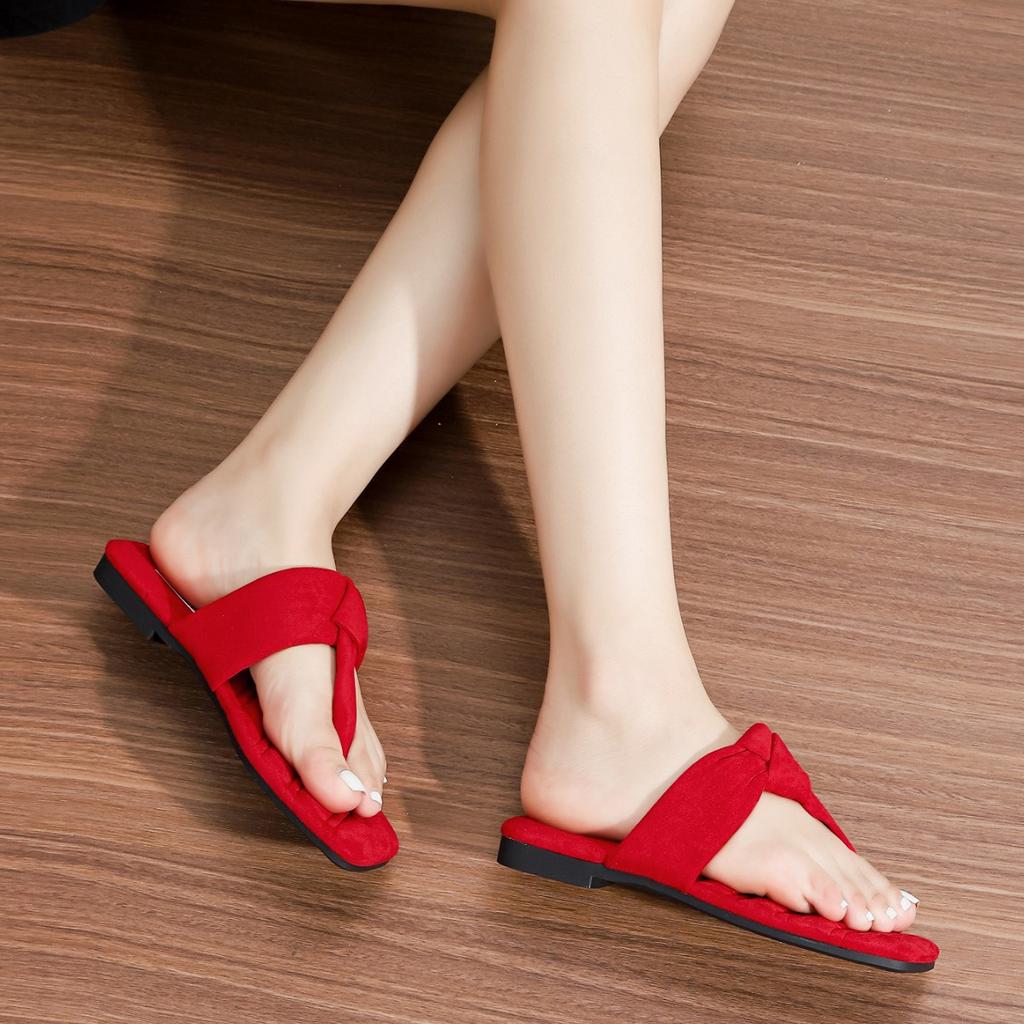 Summer new toe flip-flops shoes women wear high-end fashion flat sandals 2025 French temperament women's shoes