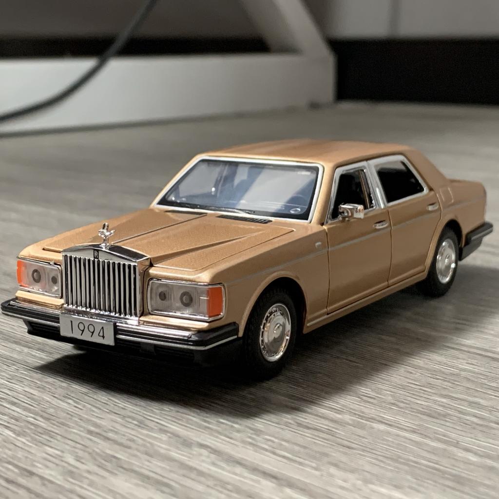 1:32 1994 Rolls Royce Silver Spur Limousine Alloy Metal Diecast Model Car Home Interior Decoration Ornaments Holiday Present Boy
