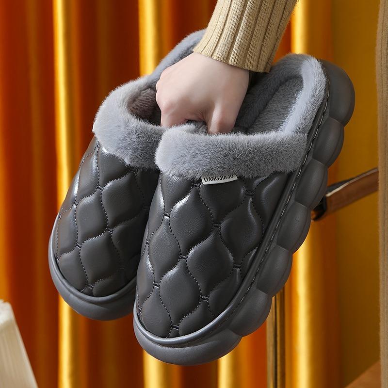 New Lint Slippers Thick-bottomed Waterproof, Non-slip and Warm Plush Cotton Tow Men's Home Light Cotton Slippers
