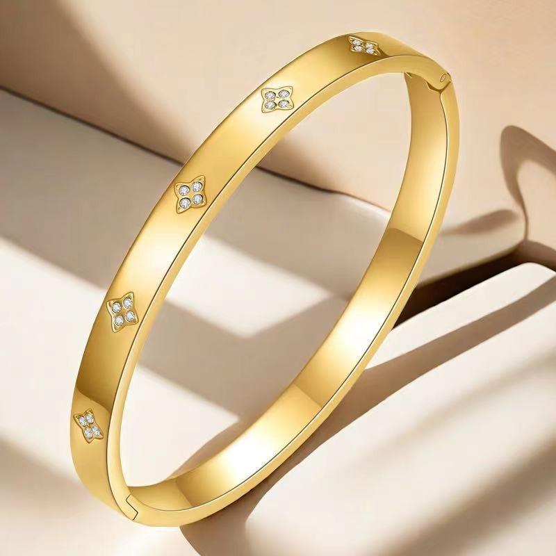 Bracelet Girls Niche Titanium Steel Jewelry Premium Sense Ins Wind Nail Opening Jewelry