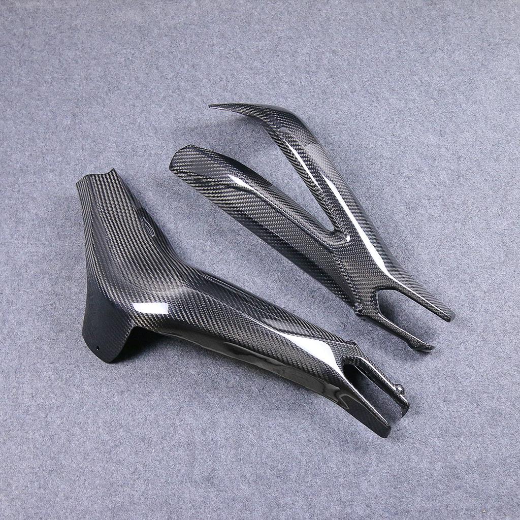 Yamaha MT09 FZ09 Carbon Fiber Swingarm Cover (2013-2020)