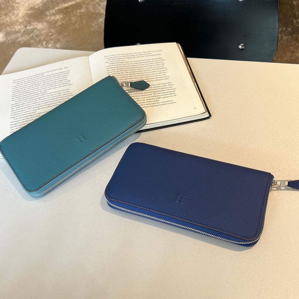 Leather Relief Long Wallet Unisex Zipper Wallet Multifunctional Passport Bag Ticket Card Bag Storage Bag