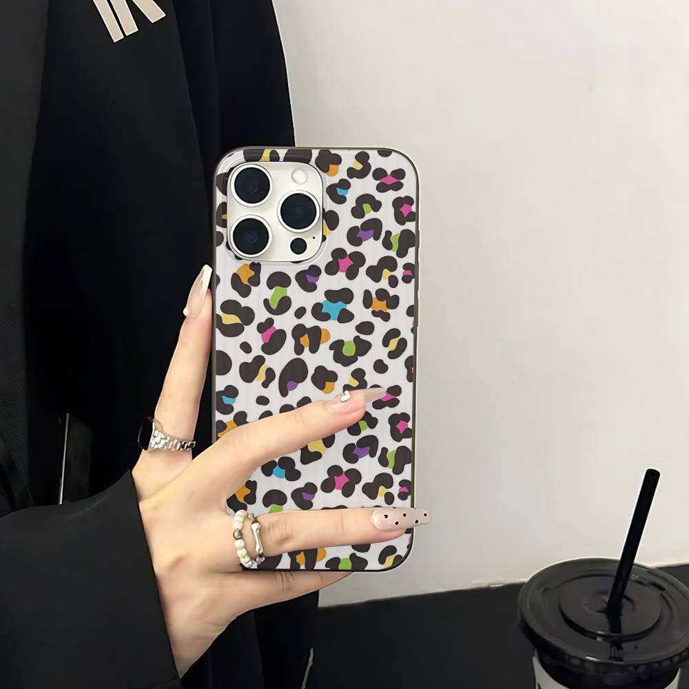Classic Leopard Cheetah For IPhone 16 15 11 12 13 14 17 Pro Max PLUS Pro Soft Corrugated Silicone Back Phone Case