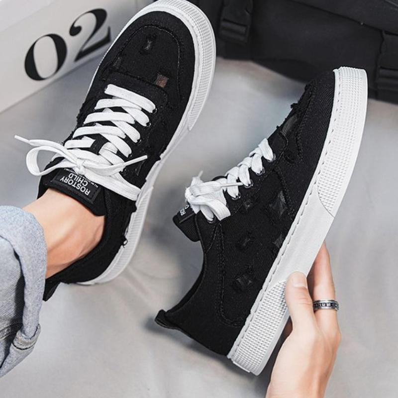 Fashion Canvas Male Shoe Non Slip Wear To Work Korean Style Men's Casual Shoes Walking Elegant Breathable Classic Original Sale Sneakers